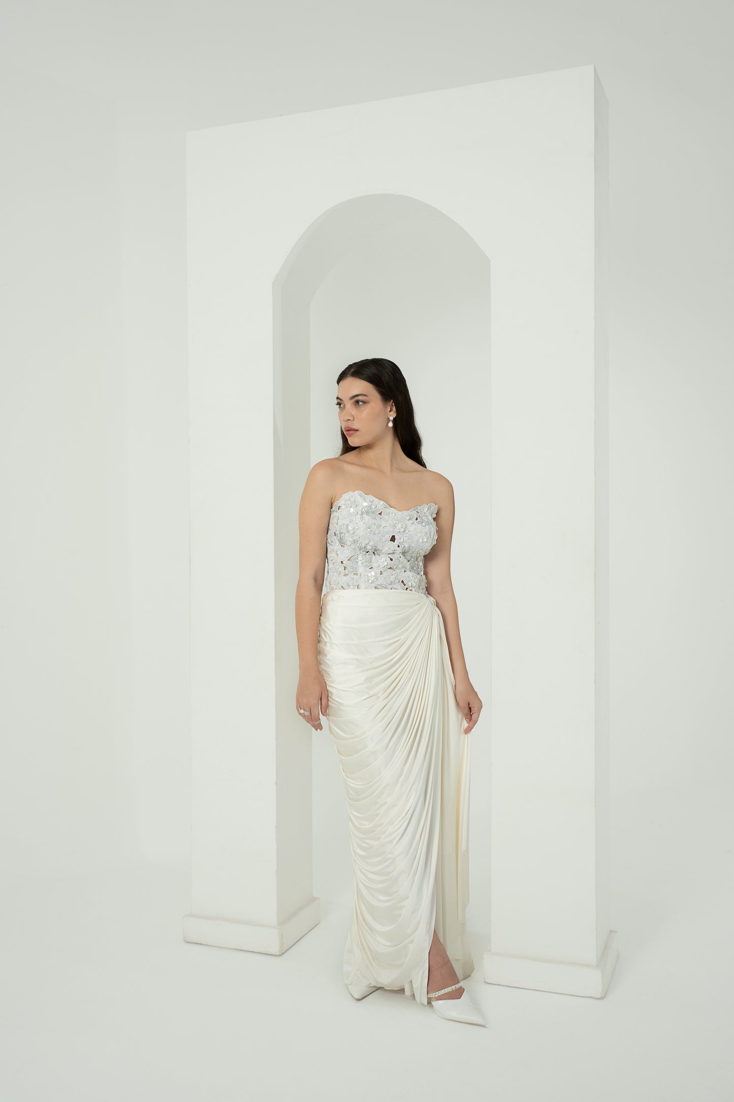MOONVEIL TOP